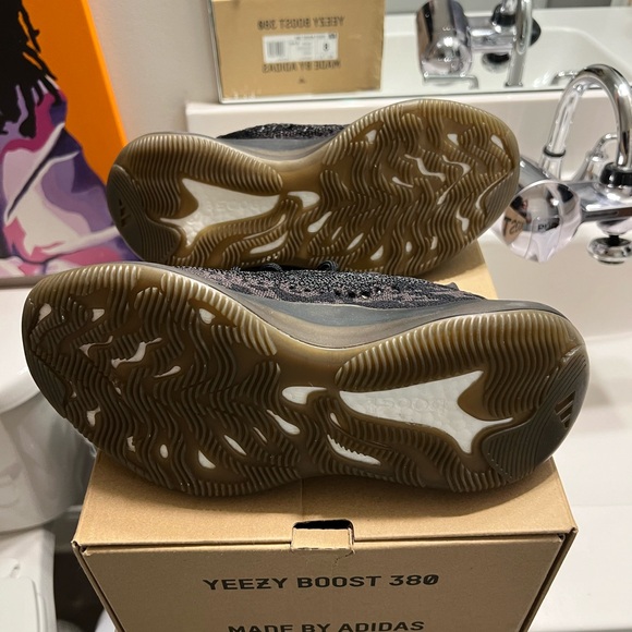 The adidas Yeezy Boost 380 “Onyx” - Picture 8 of 12